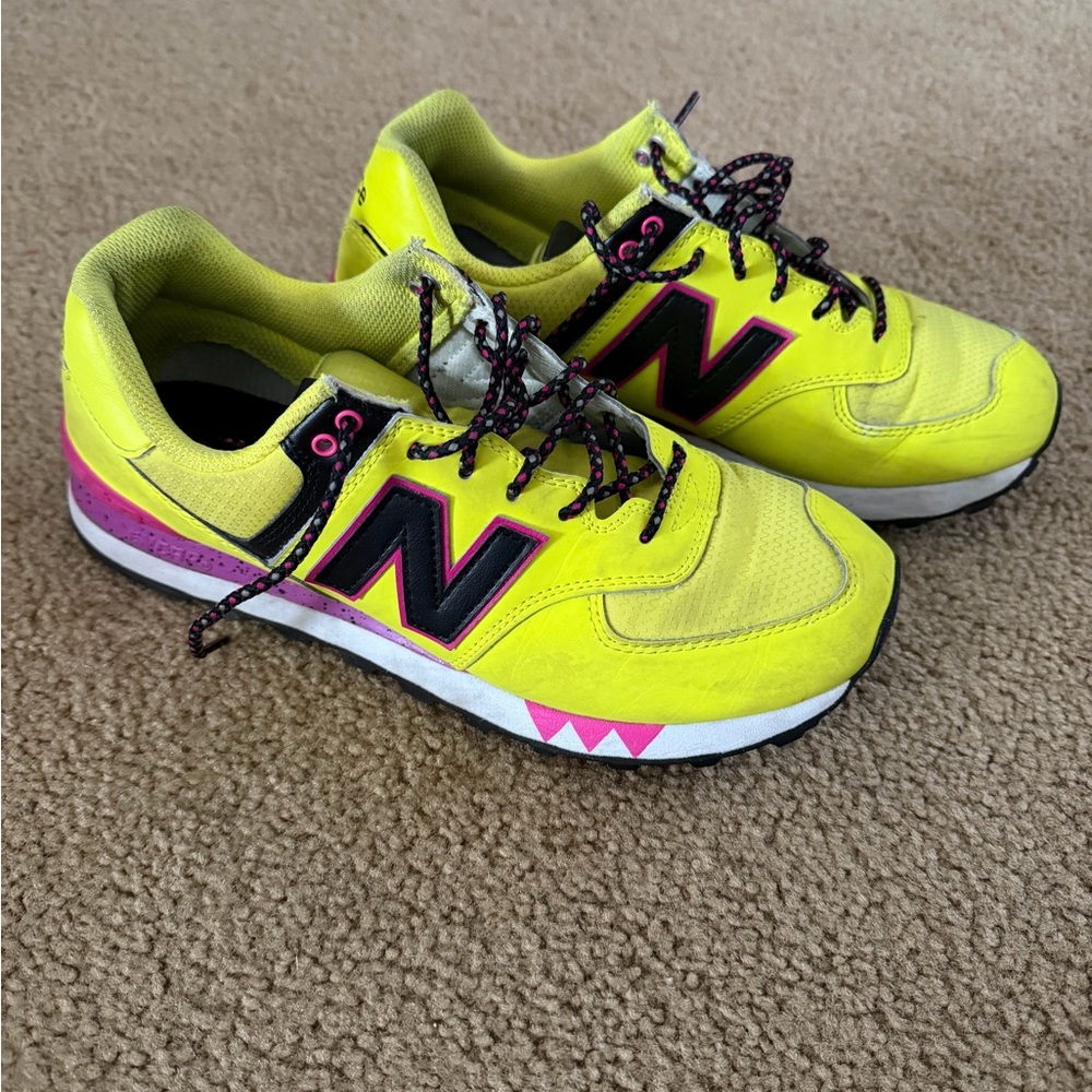 New Balance women Neon Yellow Sneakers with Black and Pink